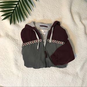 Nwot EMPYRE two toned hooded zip up rain jacket